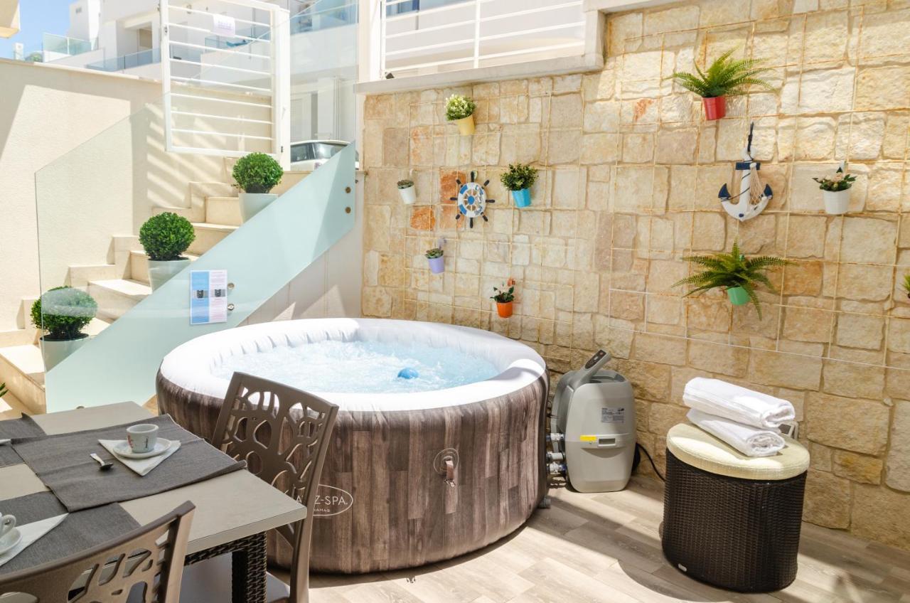 Apulialux Little Jem W Jacuzzi / 180 Steps From Sea Villa Polignano a Mare Exterior photo